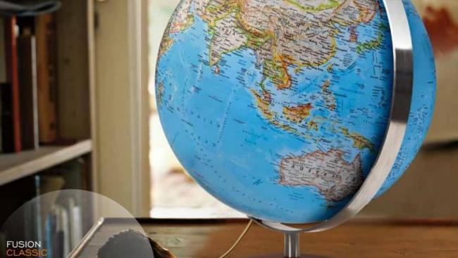 Globes géopolitiques bleu