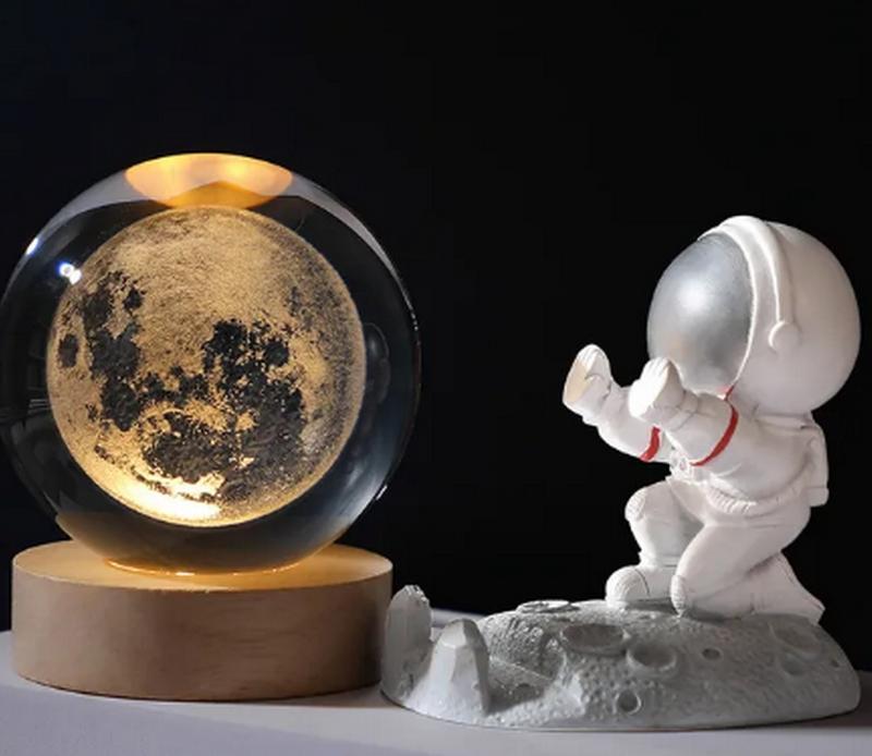 Moon3d4